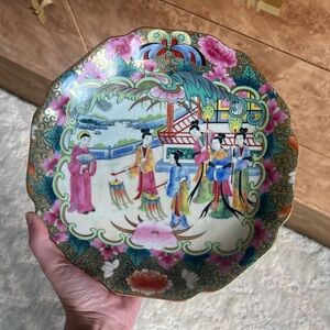 Colorful Geisha Chinoiserie Plate